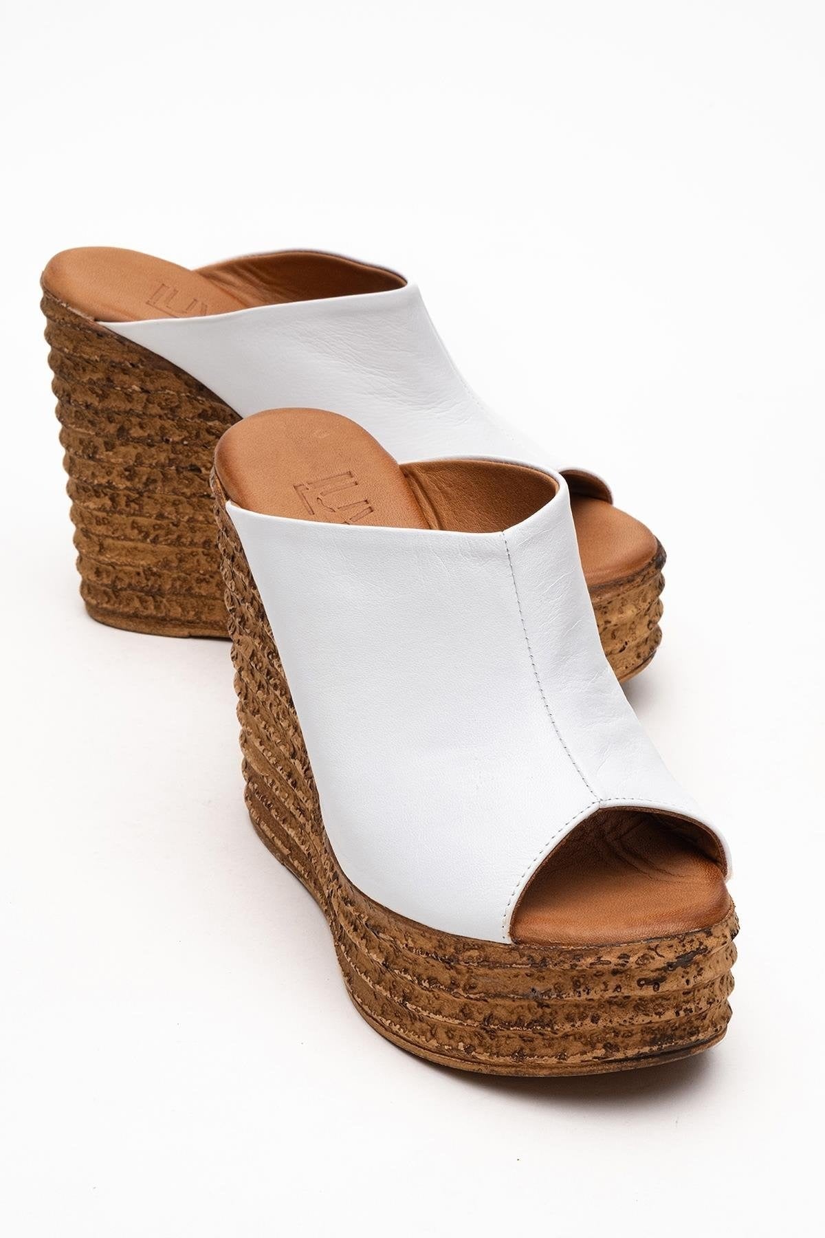 Nelly White Leather Platform Slide (Women)
