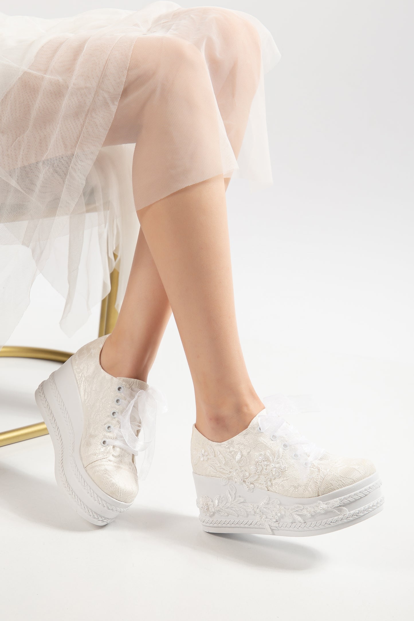 Zapatilla de novia Valencia Lace con plataforma