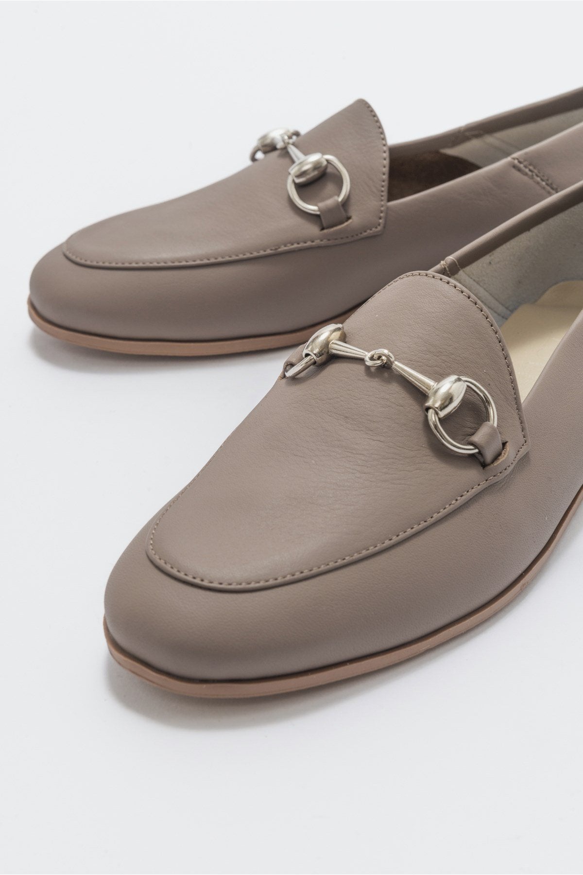 Penny - Light Brown Leather Horsebit Loafers