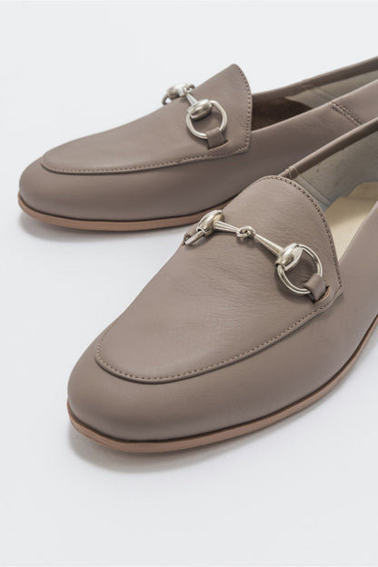 Penny - Light Brown Leather Horsebit Loafers