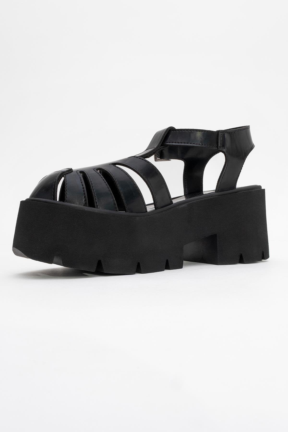 Verua - Black Platform Sandal (Women)